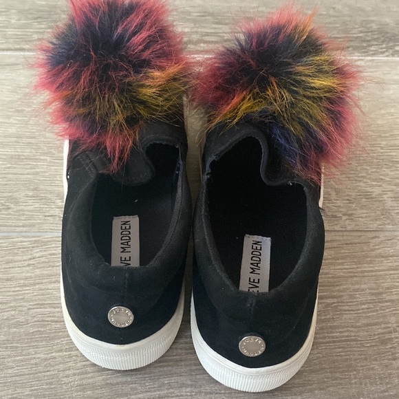 Steve Madden puffball sneakers - Picture 3 of 5